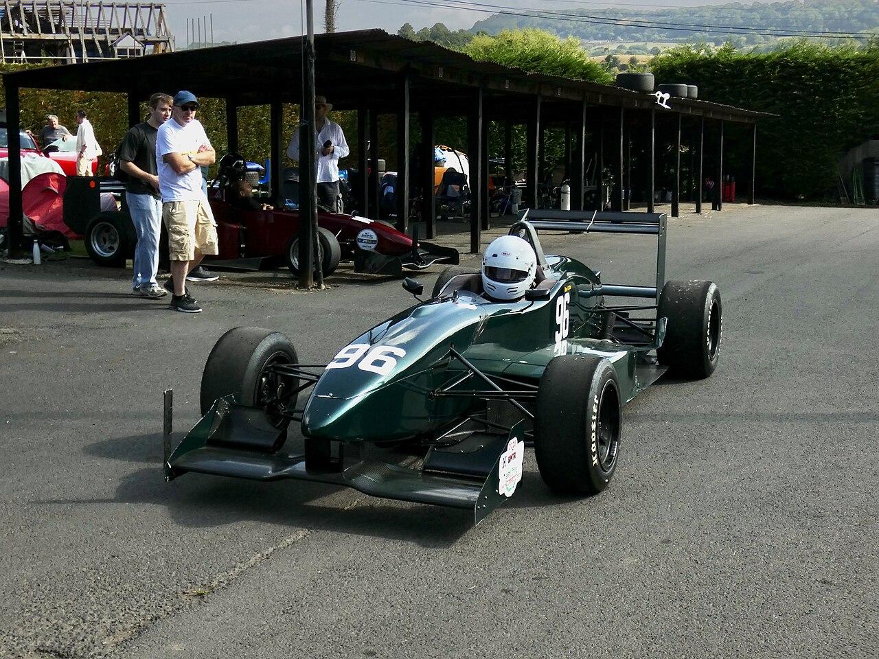F1赛车焦点之战复盘:转折点在哪里(战术执教视角)